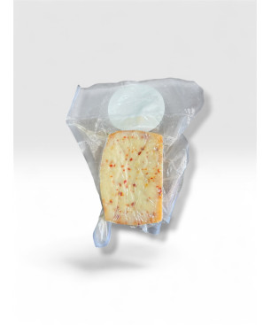 Formaggio Misto Con Peperoncino